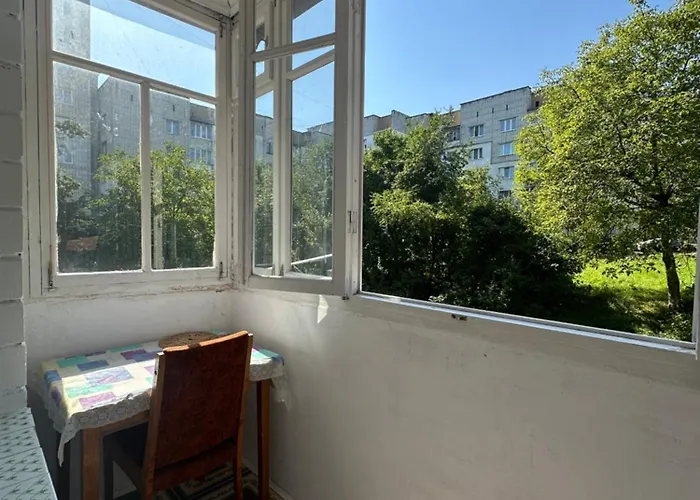 затишна 1 кімнатна * تريسكافيتس